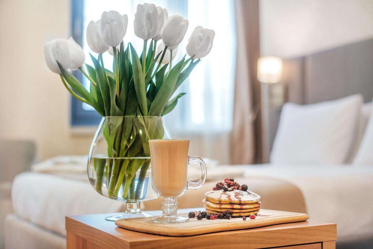 Meta Business Hotel By King David Tbilisi Buitenkant foto