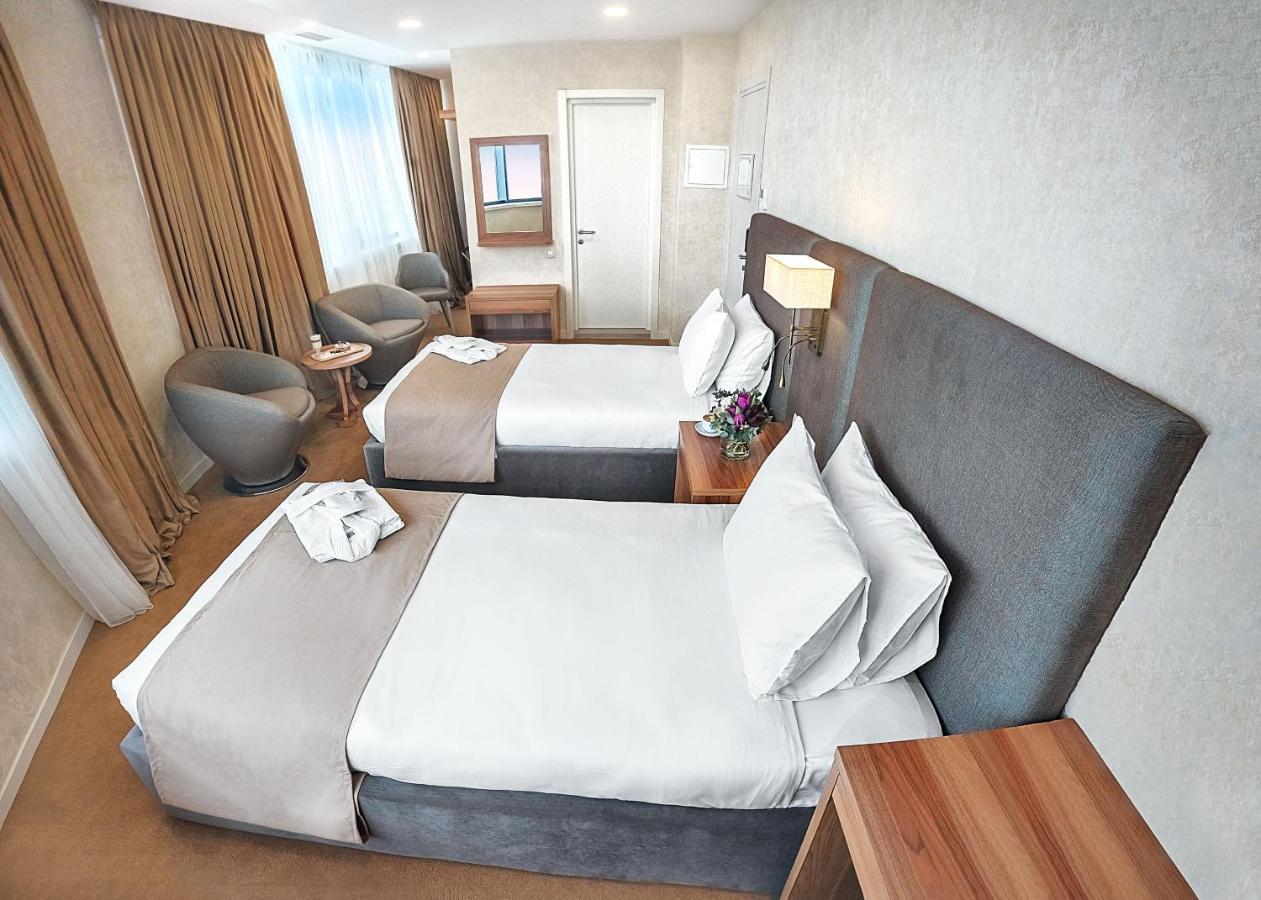 Meta Business Hotel By King David Tbilisi Buitenkant foto