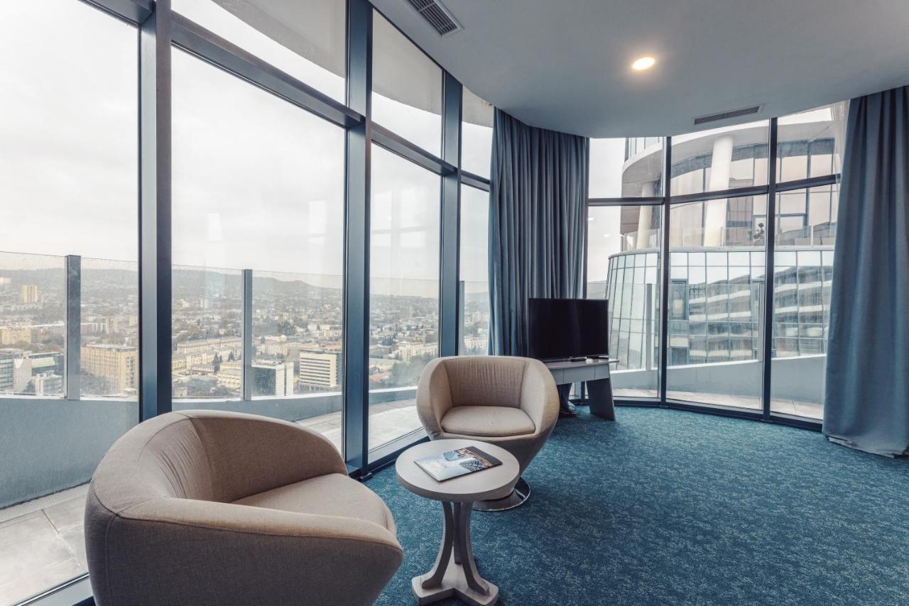 Meta Business Hotel By King David Tbilisi Buitenkant foto