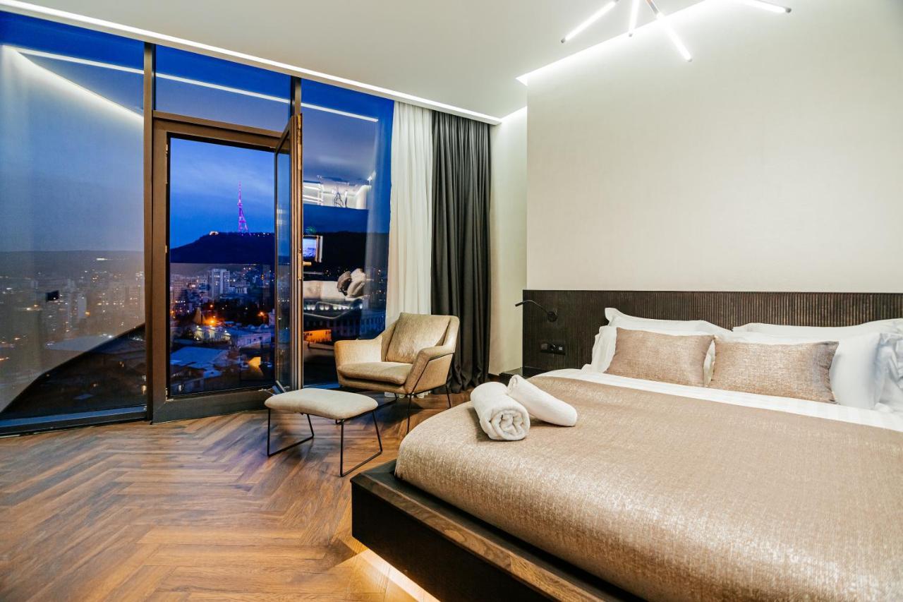Meta Business Hotel By King David Tbilisi Buitenkant foto